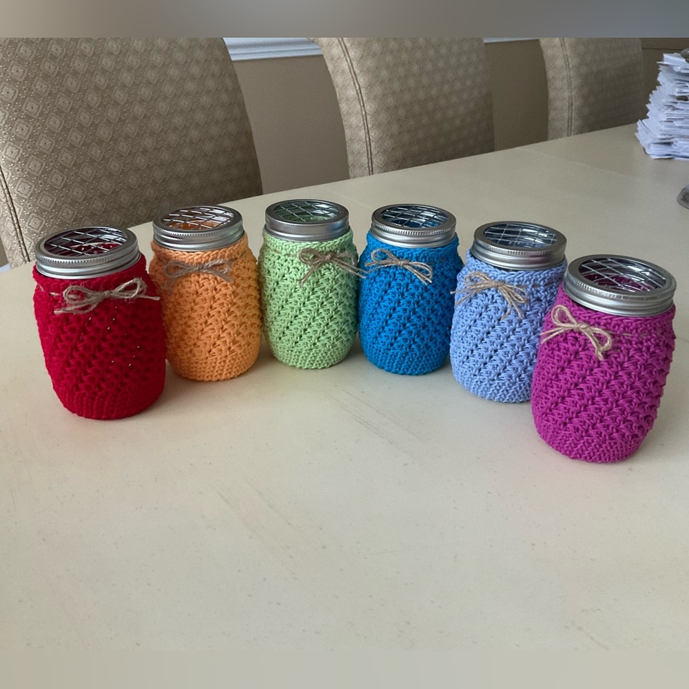 Hand Crocheted 16 Oz. Mason Jar Vase - Gift Idea 💐